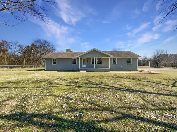 6304 N Clearview Dr, Murfreesboro, TN 37129