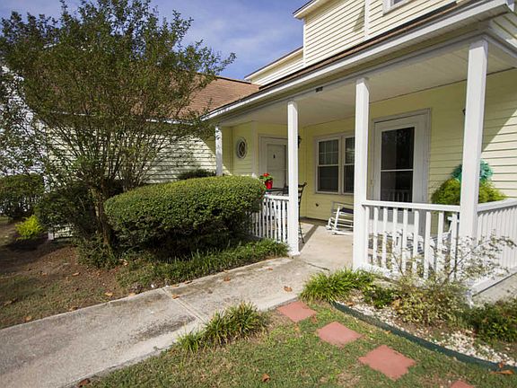 5th image of 1204 Meadow Park Ln #A