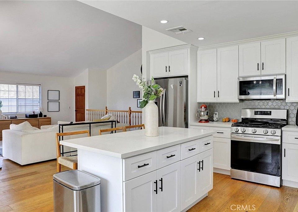 1st image of 4265 Yosemite Way