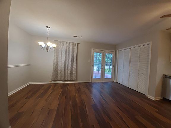 5th image of 286 Westland Way SW