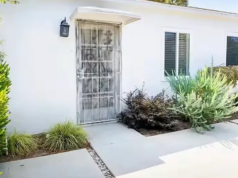 728 Vernon Ave — Photo 6