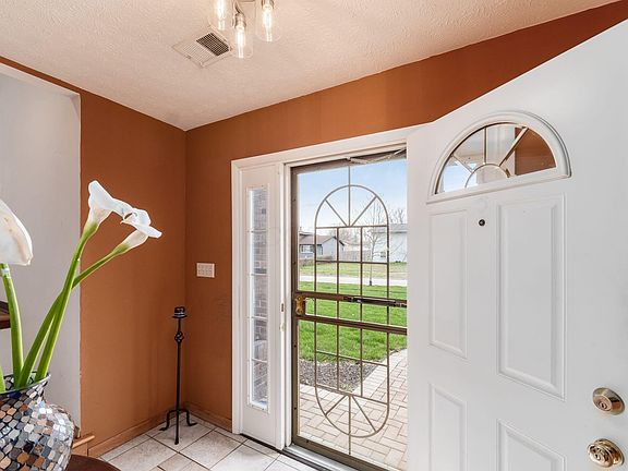 3rd image of 5226 Lindora Dr