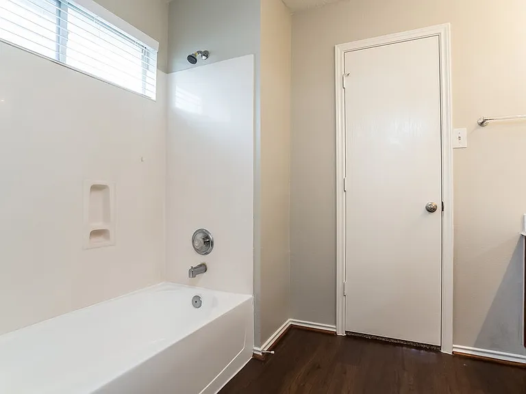 21831 Westfield Ridge Dr — Photo 10