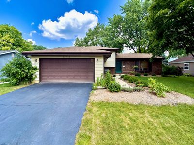 541 Chippewa Trl, Carol Stream, IL, 60188