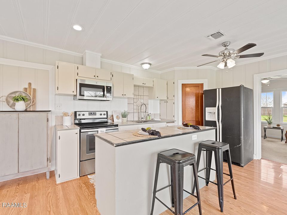 8358 Placide Rd, Maurice, LA 70555 Zillow