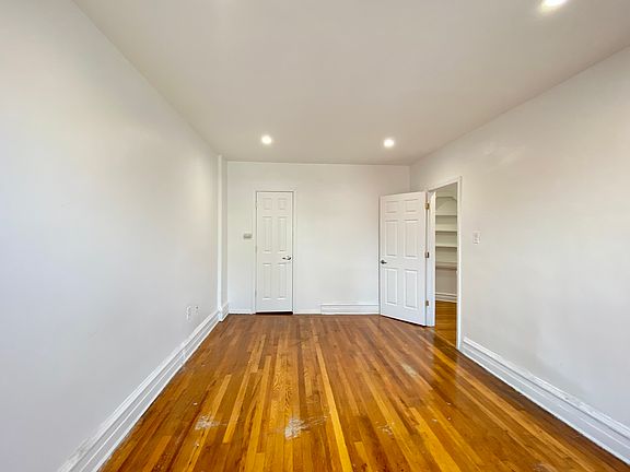 3rd image of 118 Quincy St #C9
