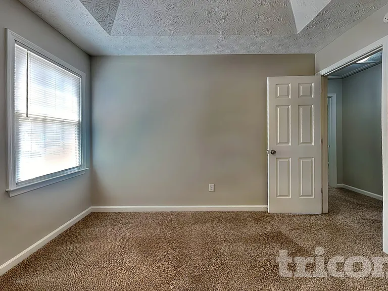 247 Stevenson Trl — Photo 6