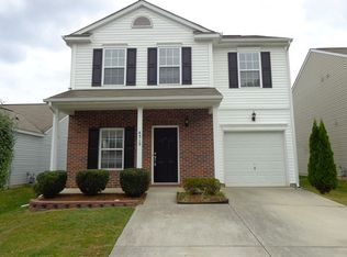 8312 Ainsworth St, Charlotte, NC 28216