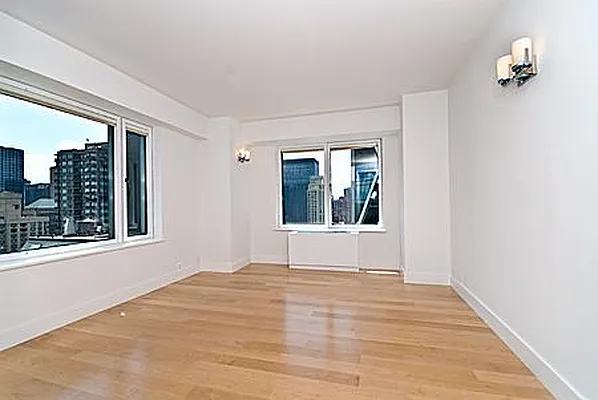 Rented by Nest Seekers International | media 14