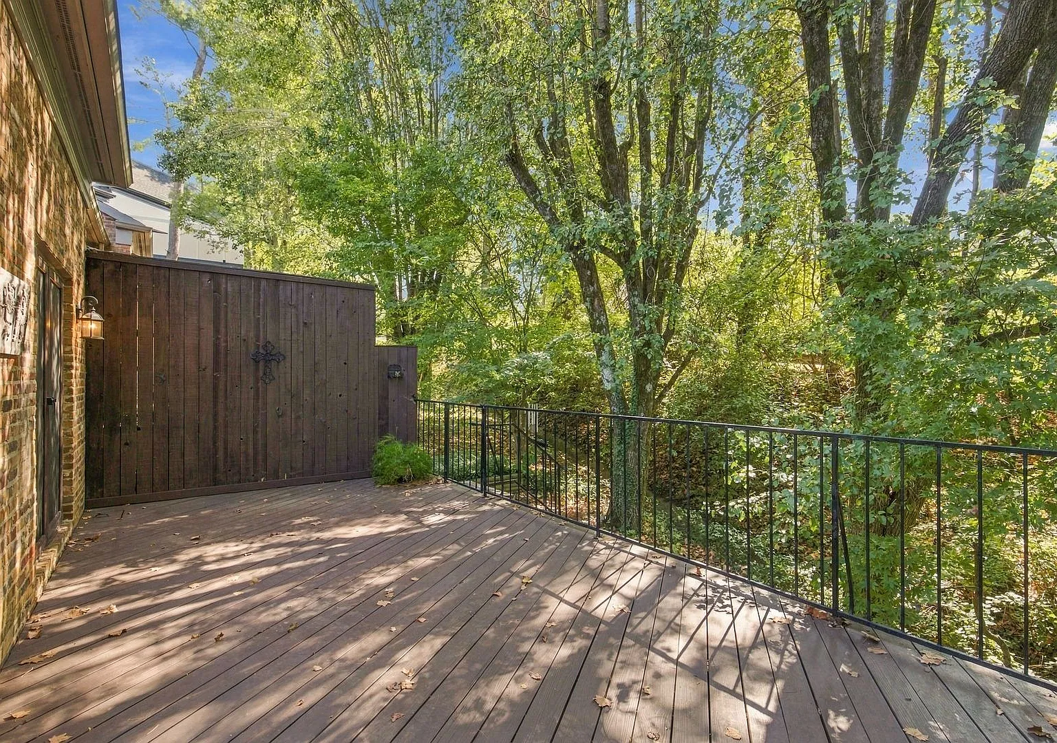 Single-Level 2BD/2BA Condo in the Heart of Green Hills $2,795 per month — Photo 2