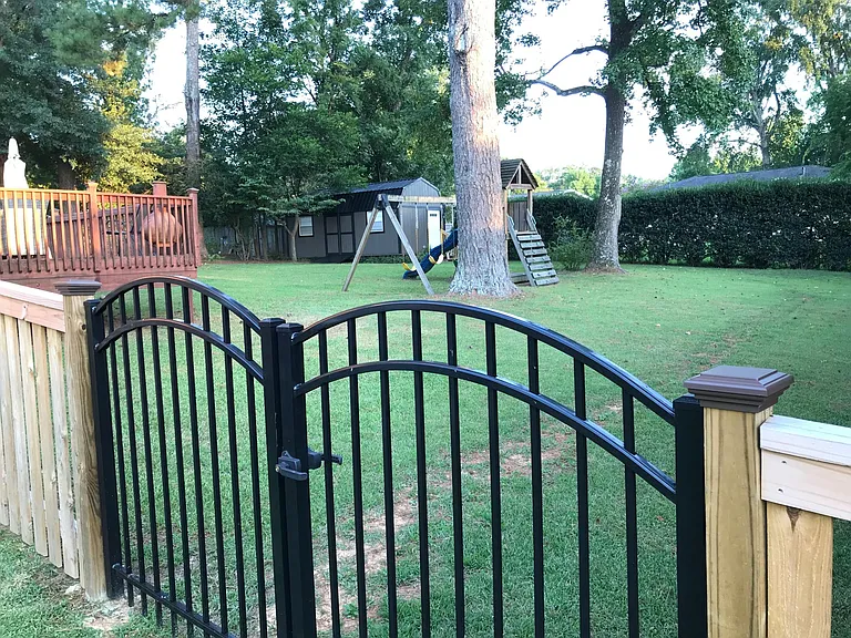 3243 Valley Park Dr — Photo 10