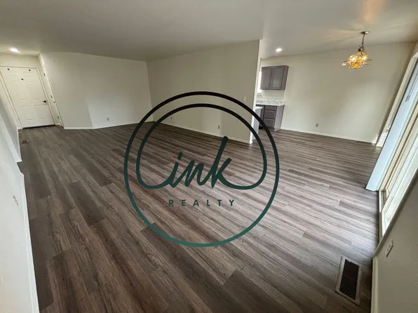 1320 E Marion Russell Dr, Gardnerville, NV 89410