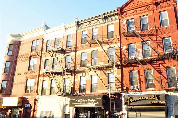 Rented by Lofts and Flats LLC | media 41