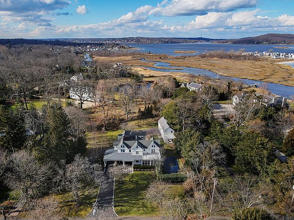 4th image of 16 Navesink Ave