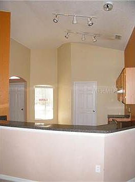 3rd image of 118 Garberia Dr