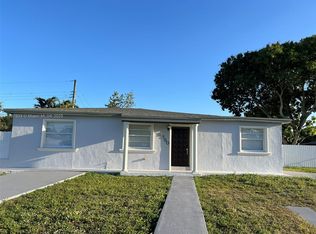 9350 SW 42nd Ter, Miami, FL 33165