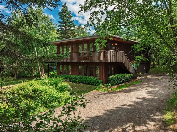 11851 Nebesna Dr, Anchorage, AK 99507