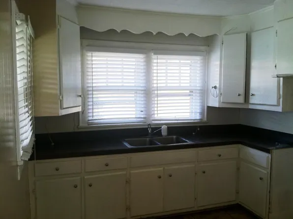 624 Prince St, Bristol, VA 24201