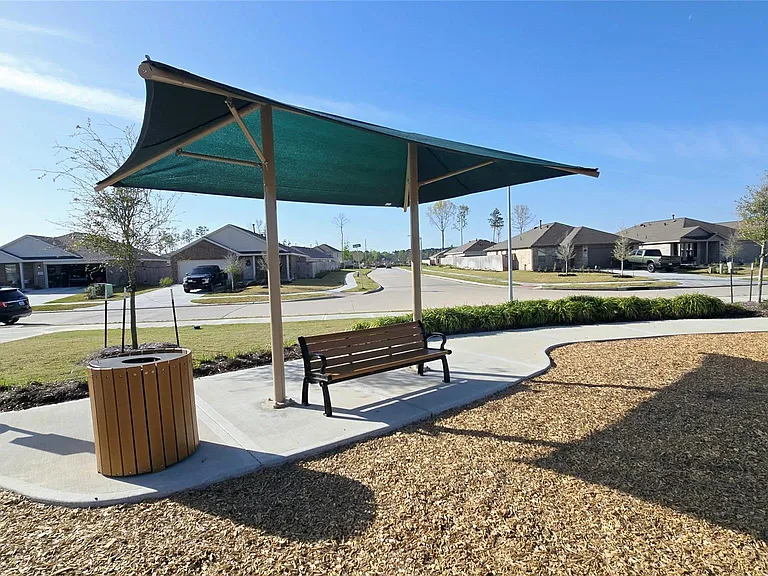 21458 Carosella Dr — Photo 47