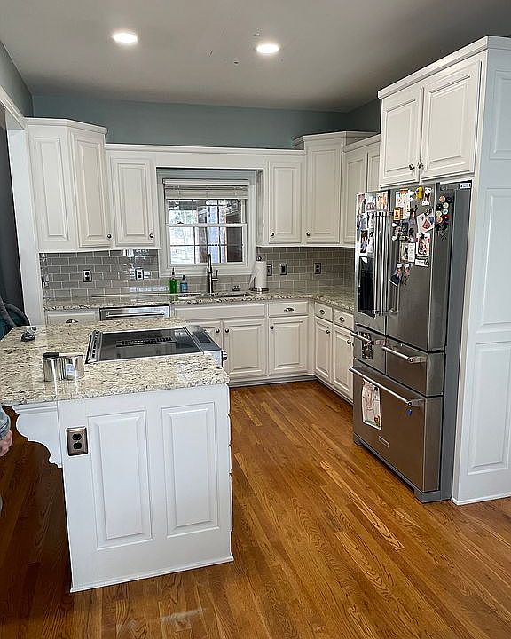 2nd image of 108 Stonegate Cir