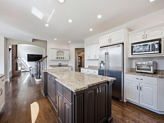 4th image of 3808 Littlestone Ct