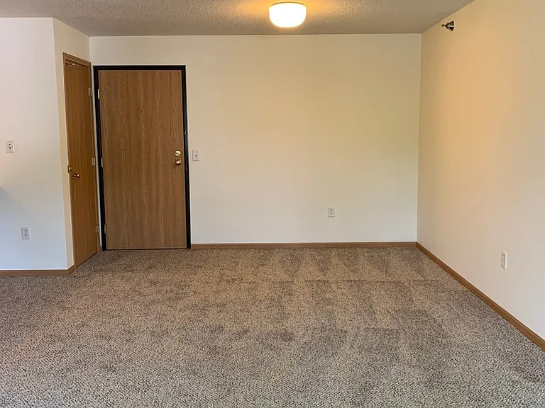 1700 University Dr SE — Photo 6