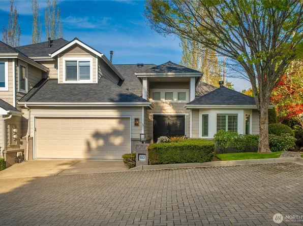 102 8th Lane #102, Kirkland, WA 98033
