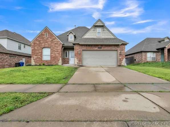 2615 S 15th Pl, Broken Arrow, OK 74012