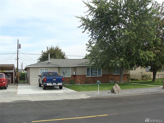 2nd image of 1329 W Ivy Ave