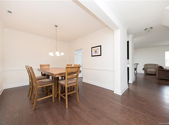 3rd image of 1640 Durant Dr