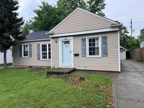 1167 Commonwealth Ave, Mayfield Heights, OH 44124