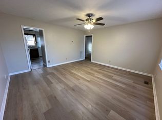 215 Parris St SE APT 2, Jacksonville, AL 36265