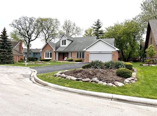 4641 Angeline Ct, Palatine, IL 60067
