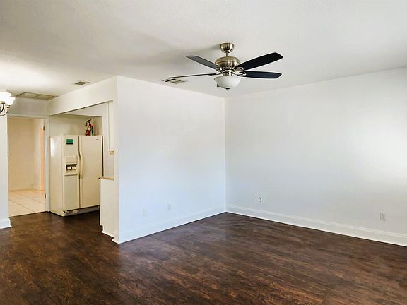 2nd image of 501 E Seminole Ave #3