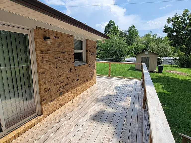 2128 Wildwood Rd — Photo 12