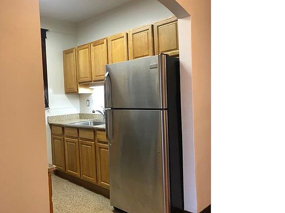 5th image of 1607 Thurman Ave #2