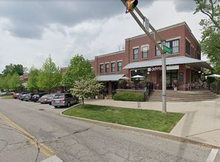 581 Hillside Dr, Bloomington, IN 47401