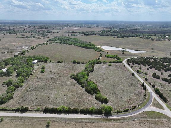 2nd image of 3219 Fritsch Rd