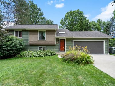 1377 Ruby Ave, Rochester Hills, MI, 48309