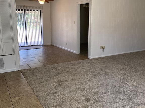 4th image of 111 Hillcreek Dr