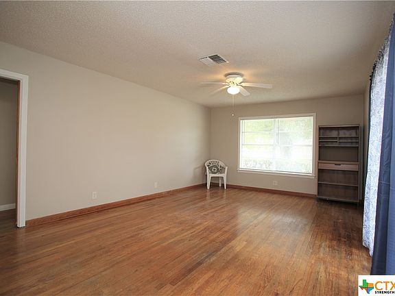 5th image of 2302 E Anaqua Ave