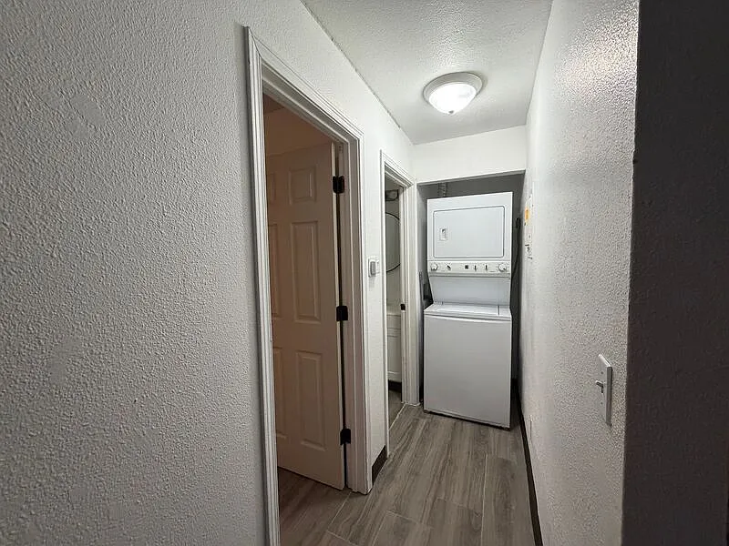 1 bed, 1.0 bath, 800 sqft, $1,275 — Photo 4