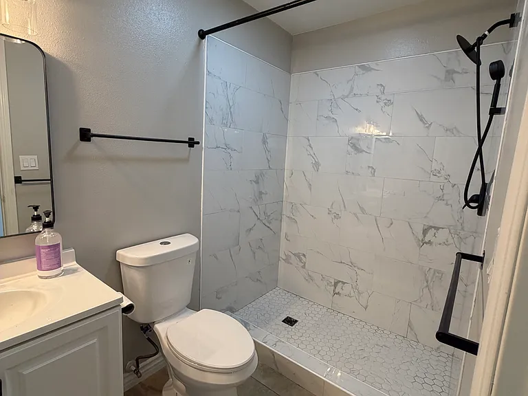 1404 N Tustin Ave #Y3 — Photo 11