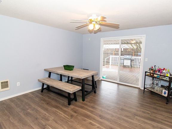 5th image of 3208 NE 148th Pl