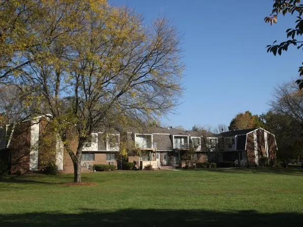 Carlton Village