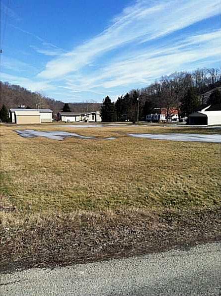 2nd image of 30 Main St