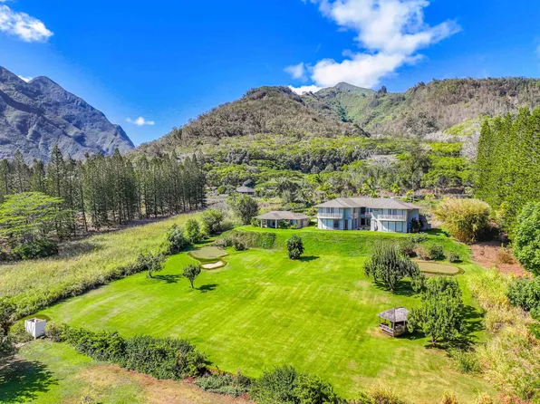 2673 Kamaile St, Wailuku, HI 96793