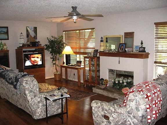 4th image of 408 Avenue U