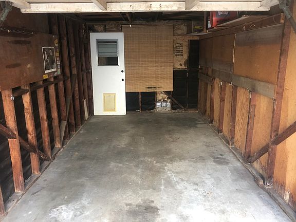 3rd image of 4826-4832 Del Mar Ave #1B-1BA-550SQFT