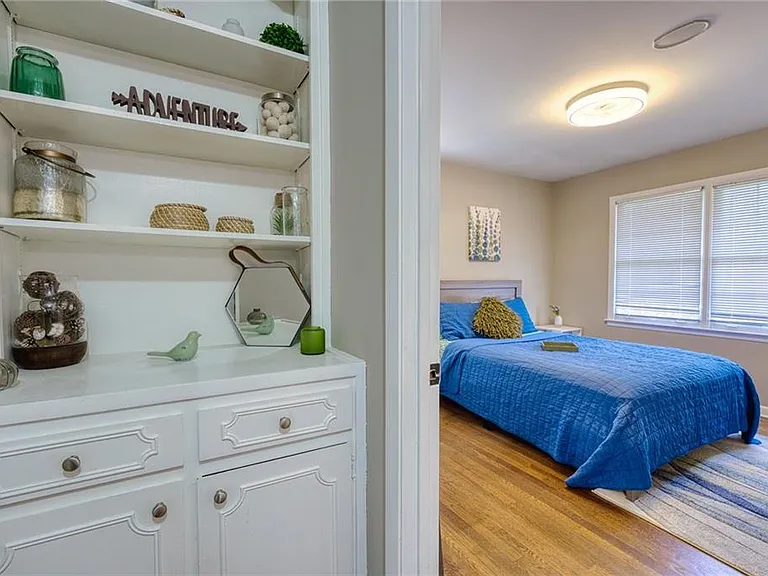 2418 Brookdale Dr NE — Photo 23